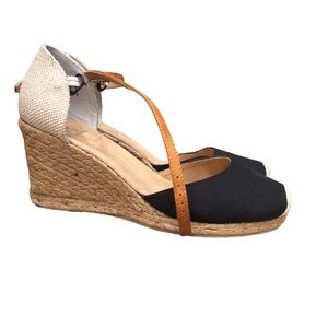 Womens black closed toe wedges